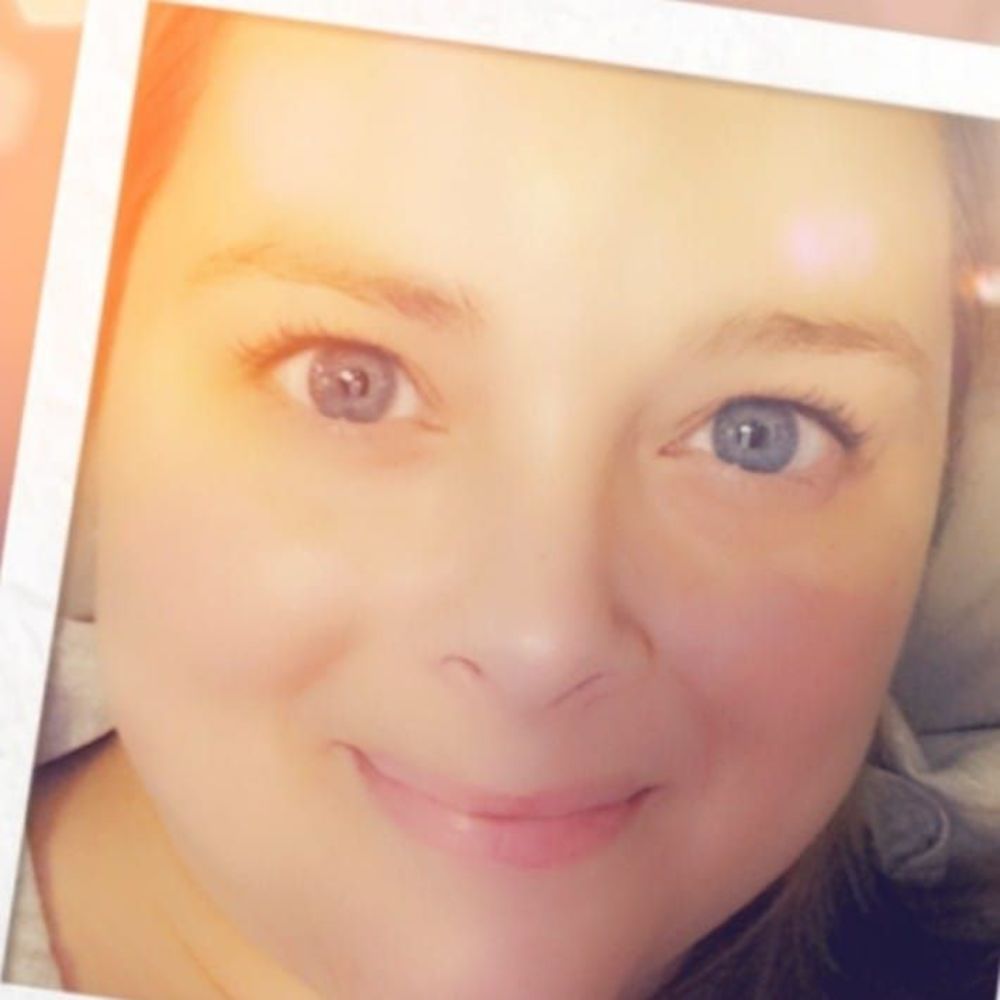 Meet your Posher, Carrie